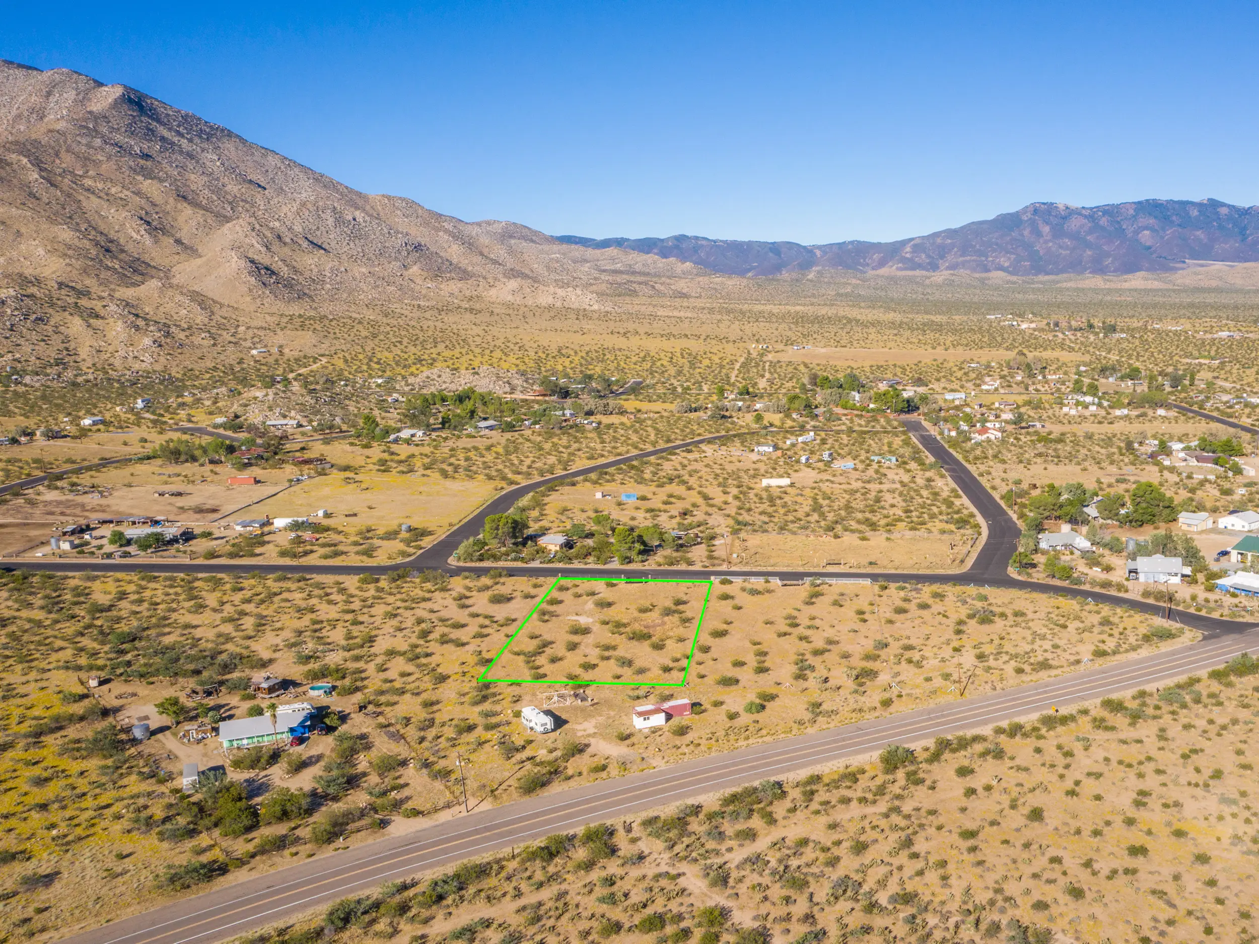 Kickin Horse Acreage