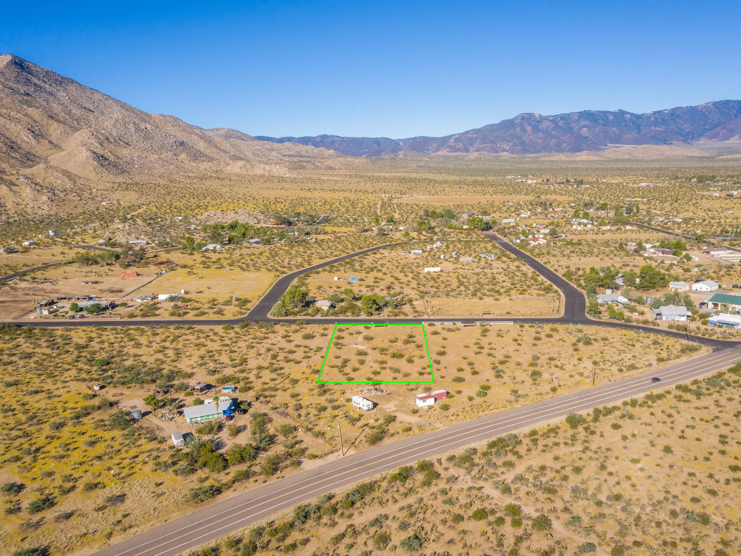 Kickin Horse Acreage