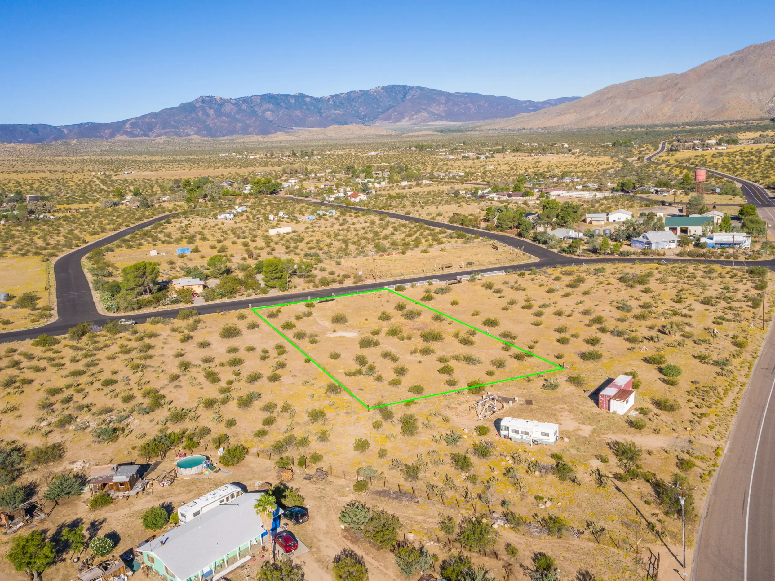 Kickin Horse Acreage