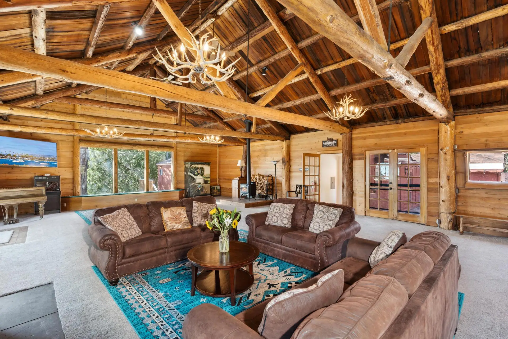 23 Historic Palomar Mountain Lodge