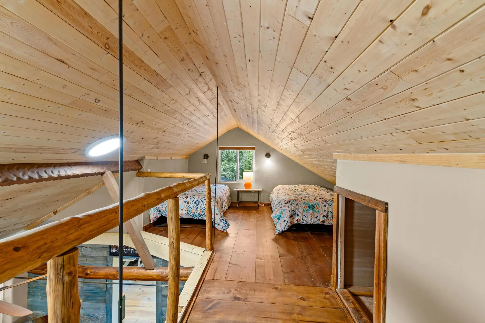 9a Charming Retreat in the Woods