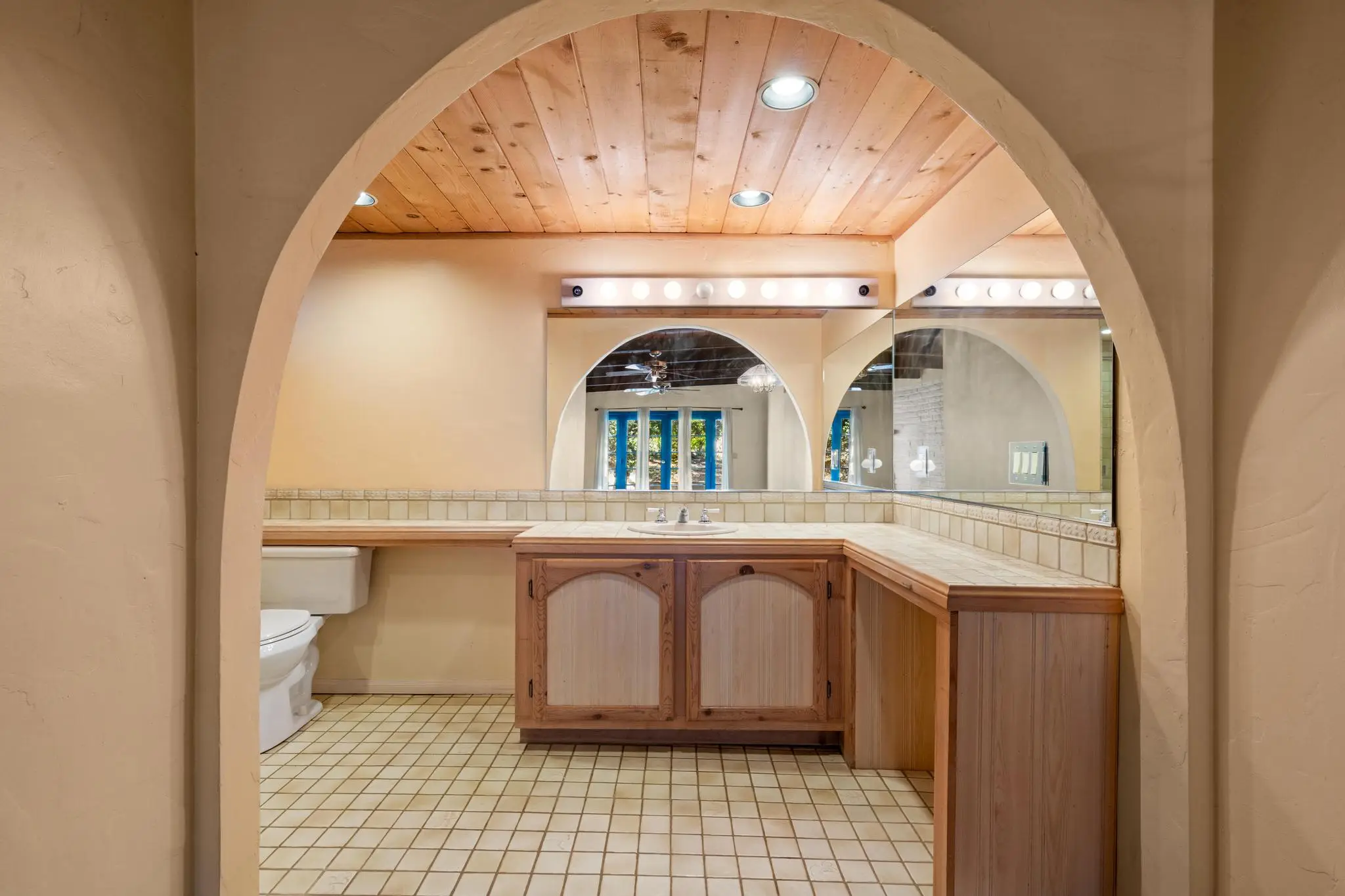 Hacienda Hideaway
