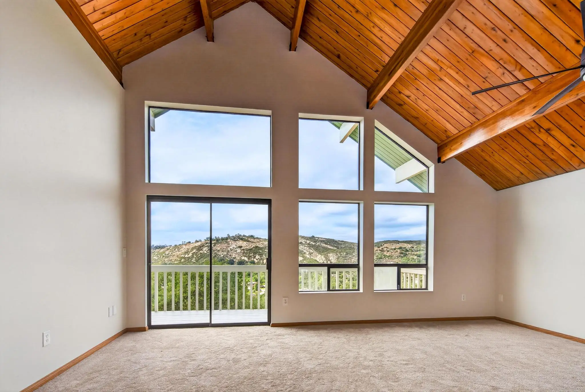 21 Private Valley View Retreat