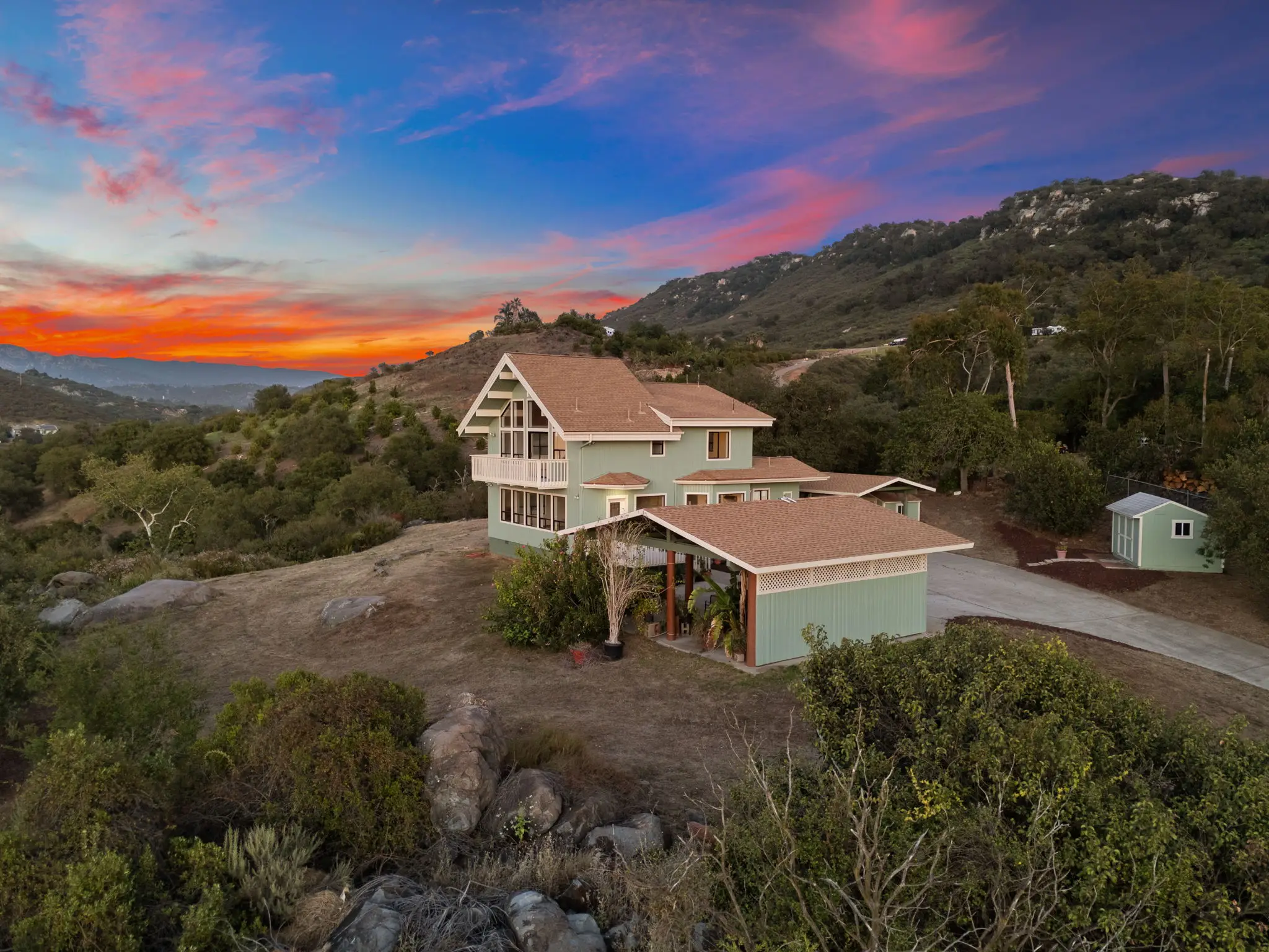 49 Private Valley View Retreat