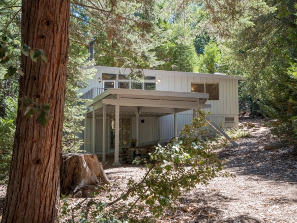Arrowhead Cabin
