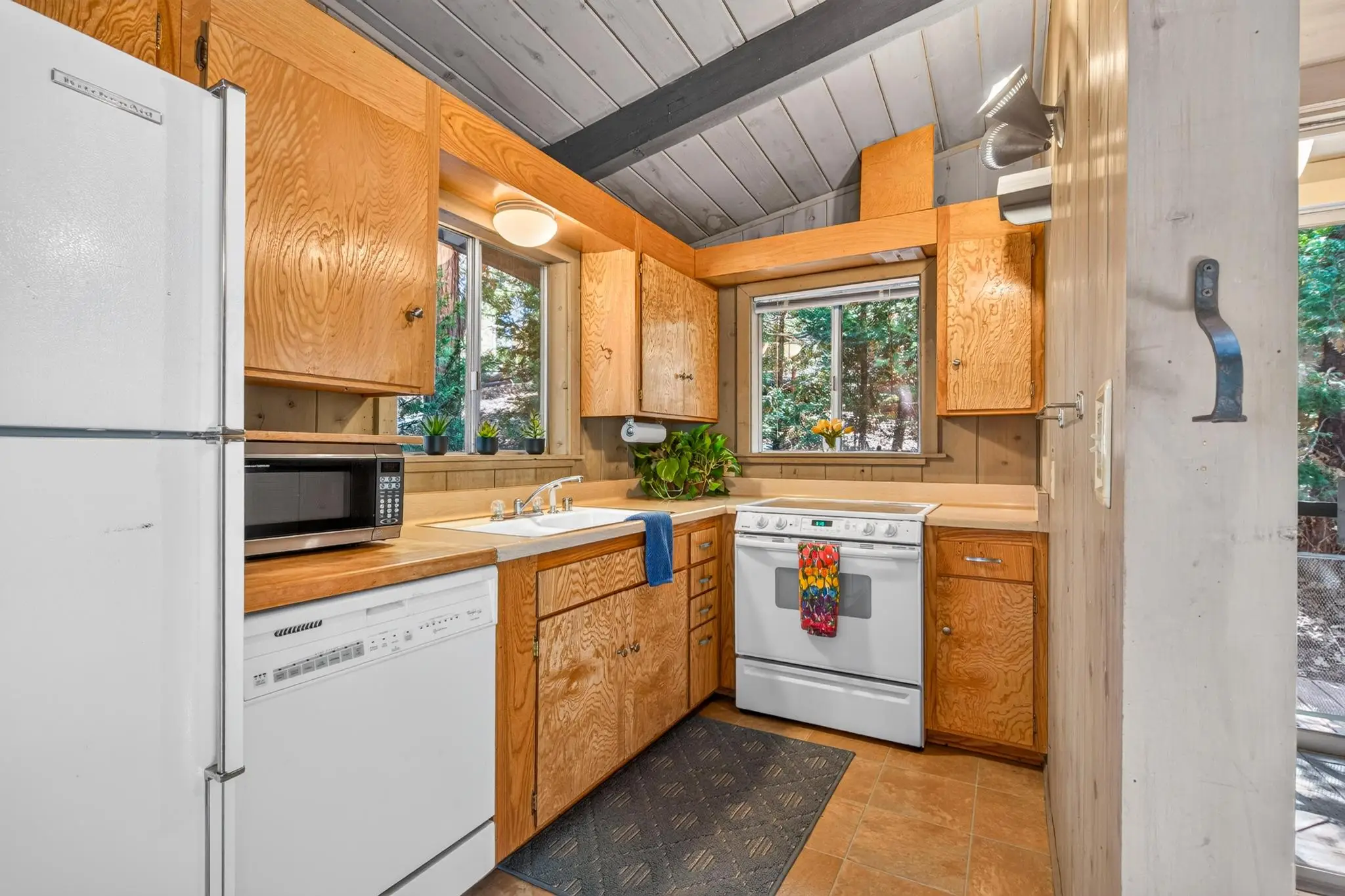 Arrowhead Cabin