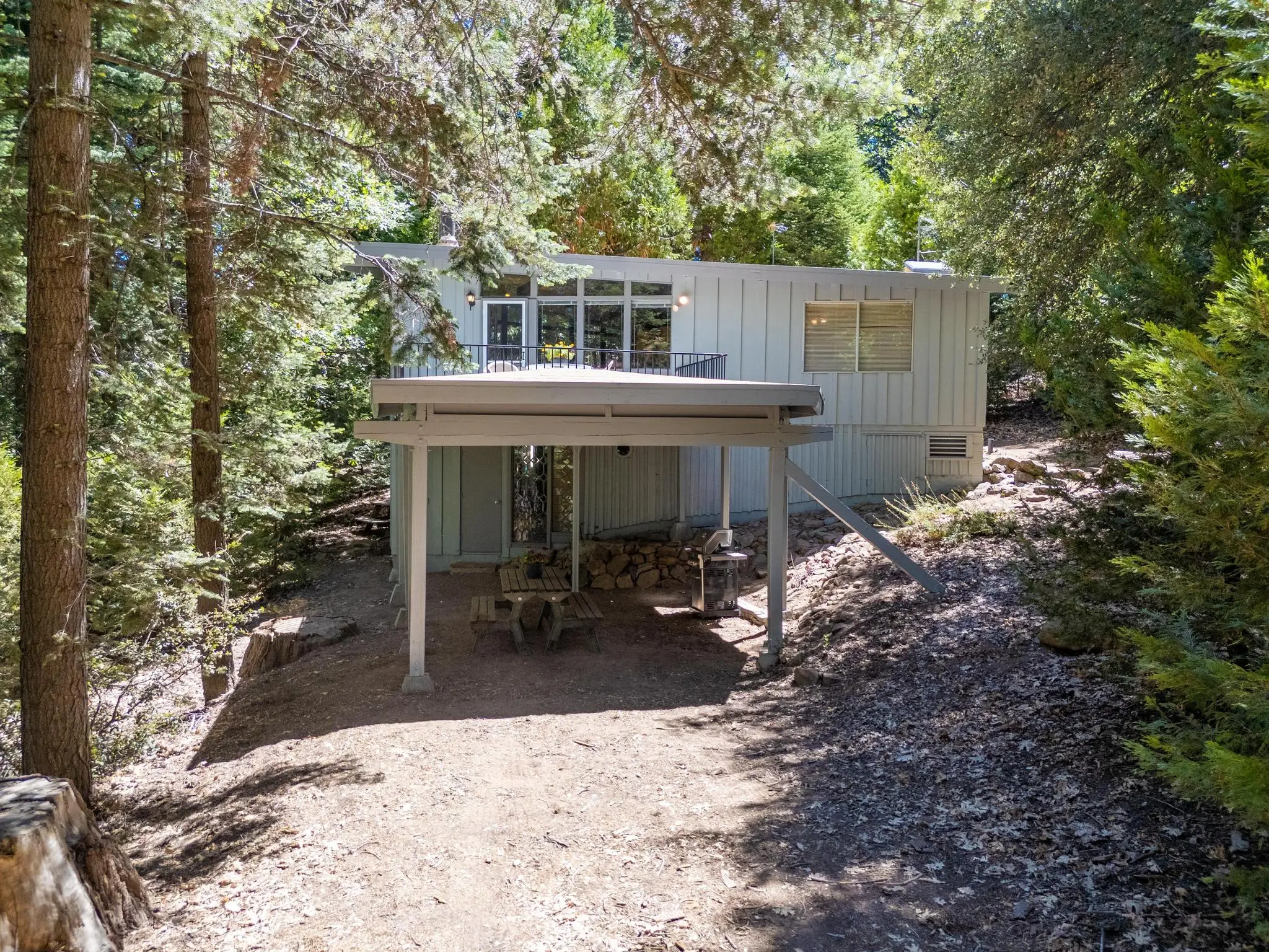 Arrowhead Cabin