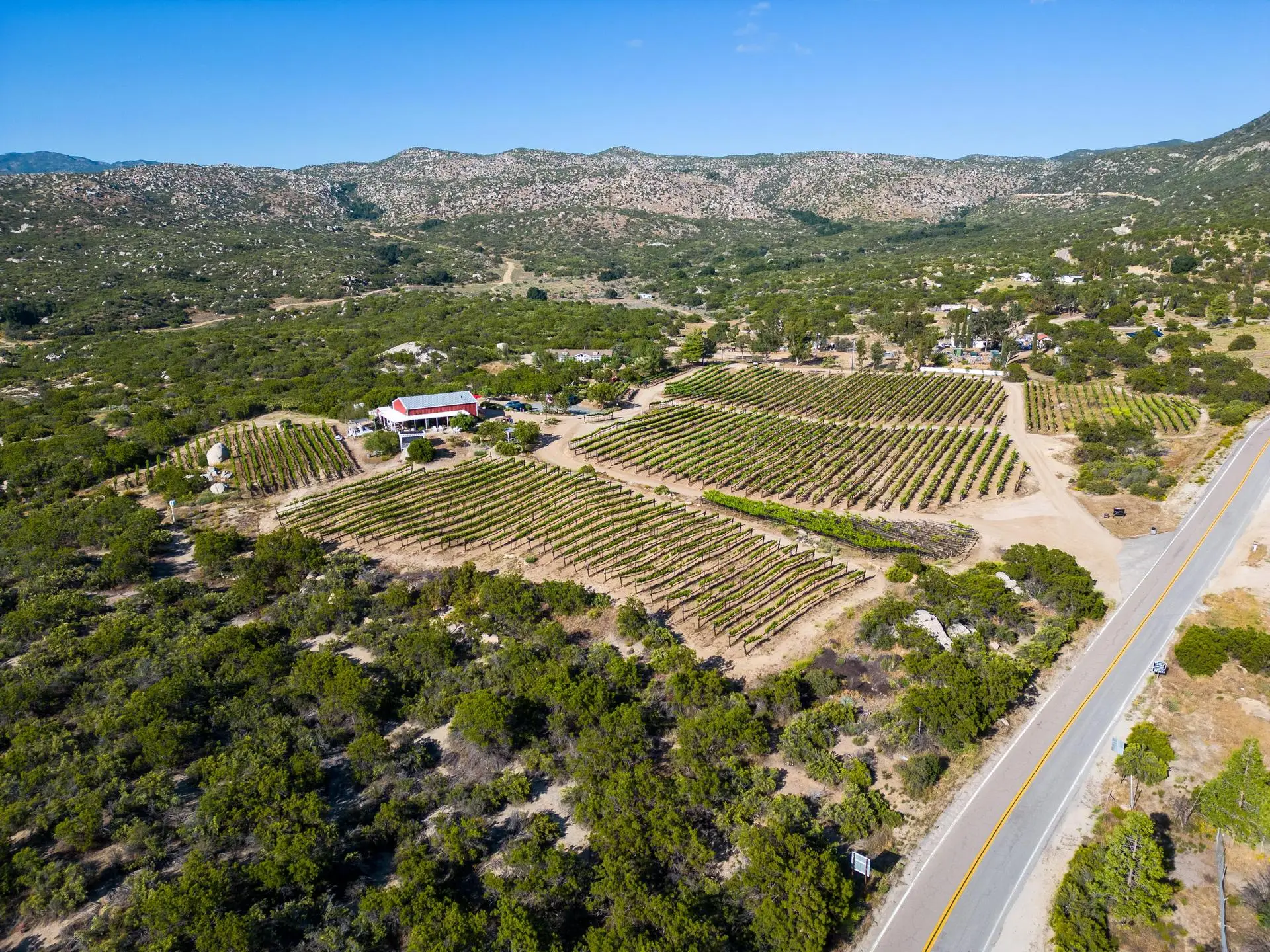 Hawk Watch Vineyard & Residence