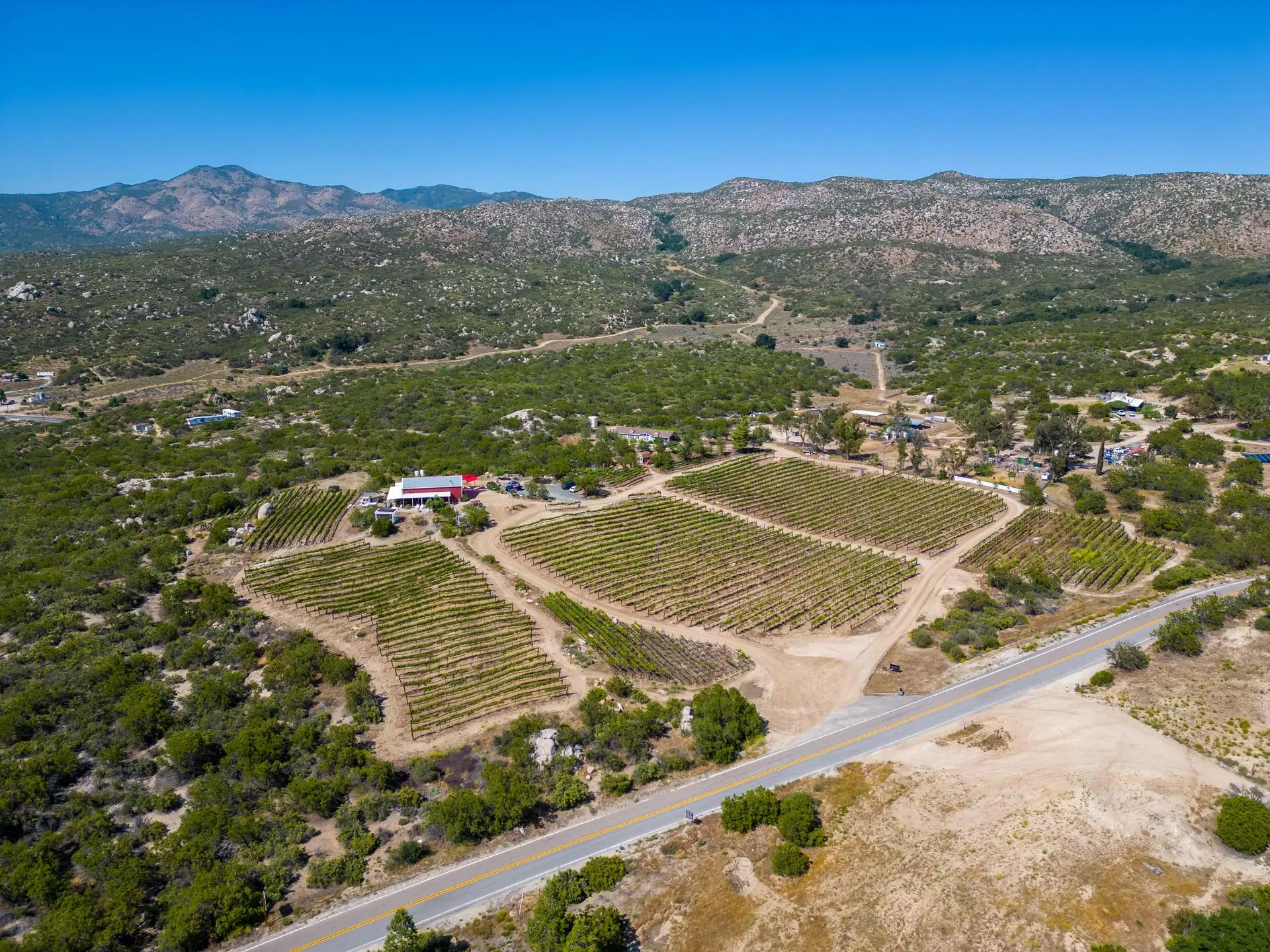 Hawk Watch Vineyard & Residence