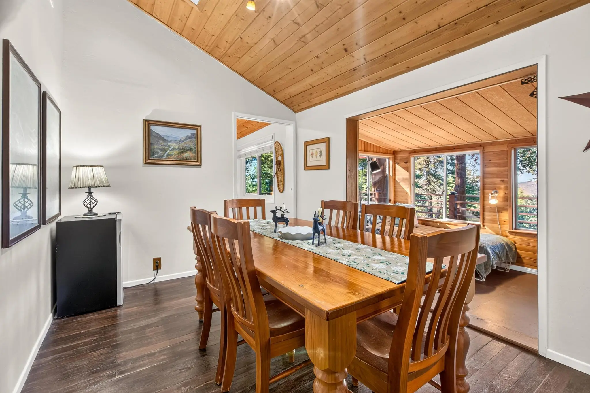 Twin Oaks Cabin