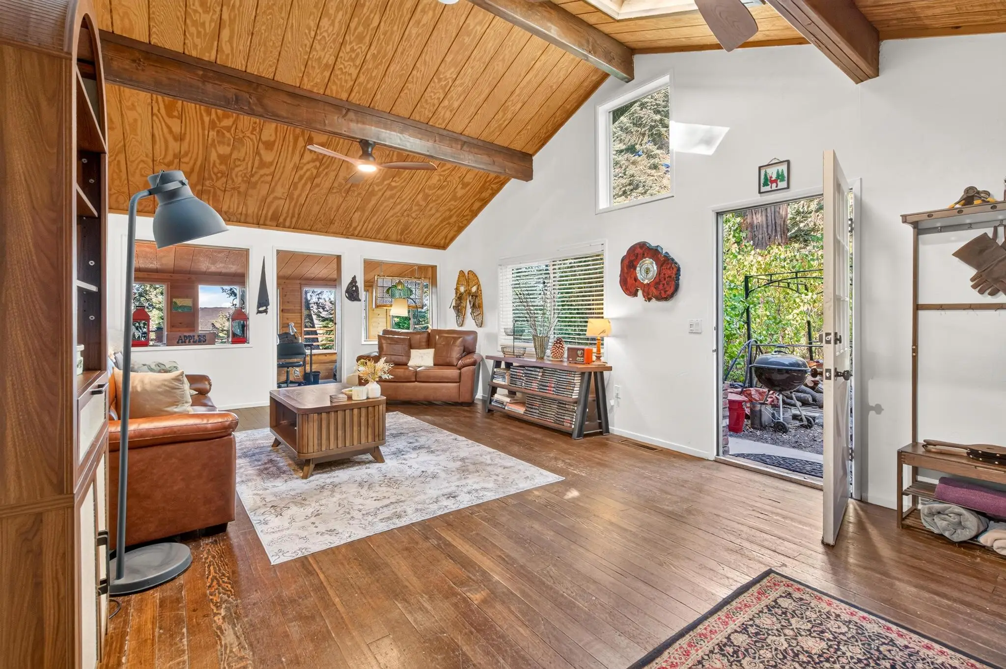 Twin Oaks Cabin